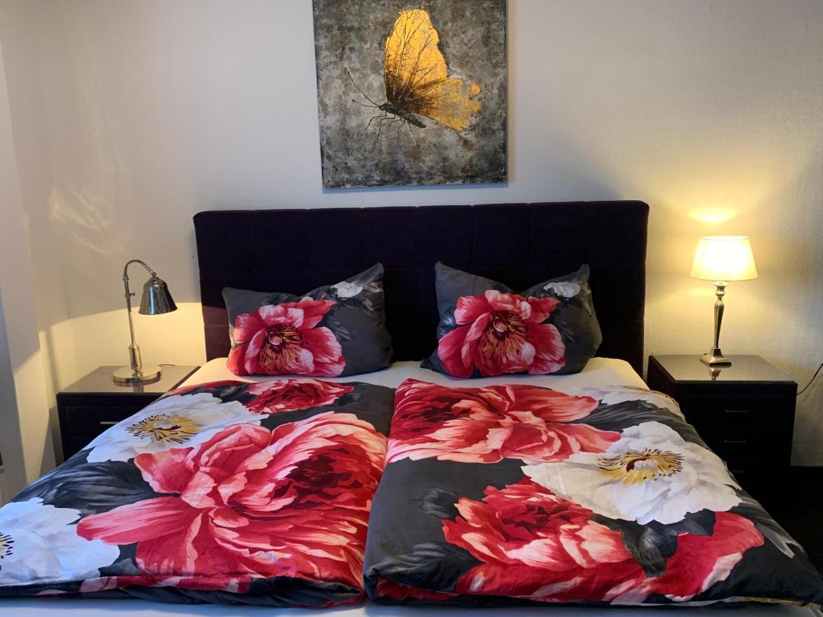 Kape'S Loft Apartamento Westoverledingen Exterior foto
