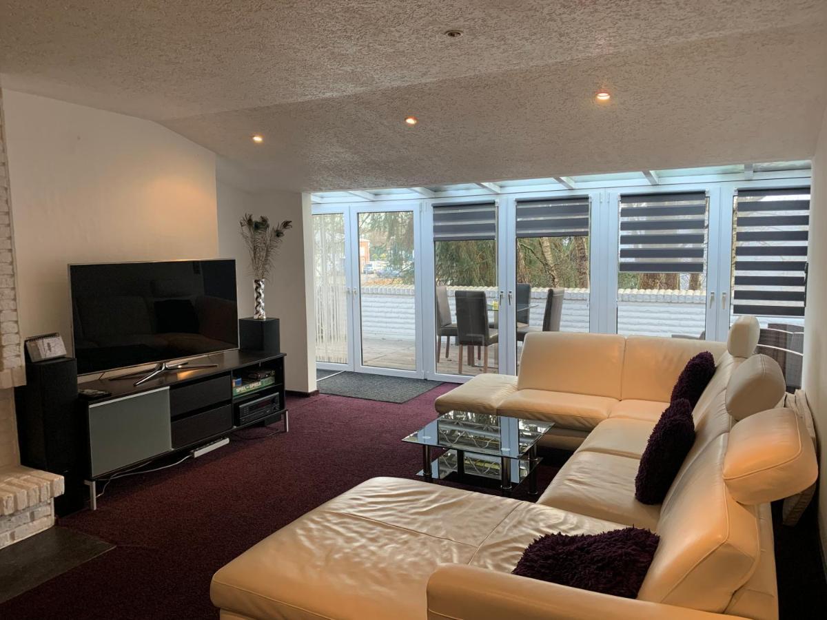 Kape'S Loft Apartamento Westoverledingen Exterior foto