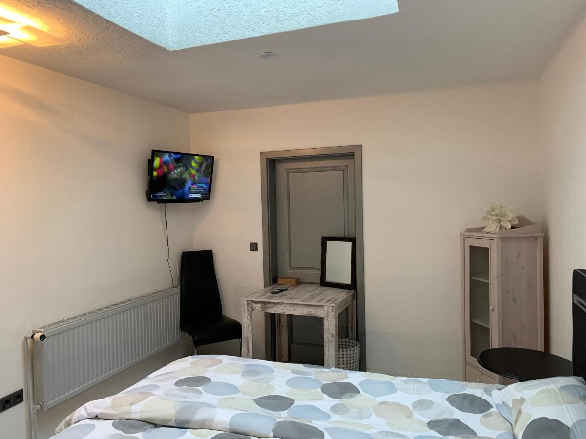 Kape'S Loft Apartamento Westoverledingen Exterior foto