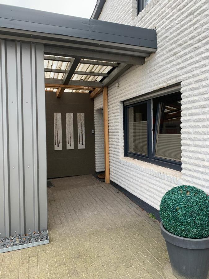 Kape'S Loft Apartamento Westoverledingen Exterior foto
